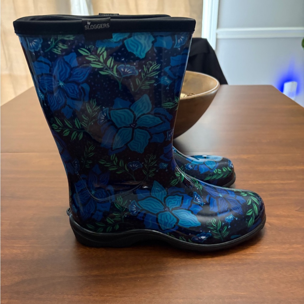 Sloggers Women's Spring Surprise Rain Boots size 8